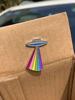 Gay Cudzie Pride UFO Žiarili Pride Rainbow Smalt Klopě Pin UFO Sivá Cudzie LGBTQ Pride Zliatiny Kovov Módne Šperky Accessorie