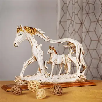 Stálofarebné Tvorivé Stojí Cvalu Koňa Živice Socha Kompaktný Zvierat Figúrka Elegantný Vzhľad pre Obývacia Izba