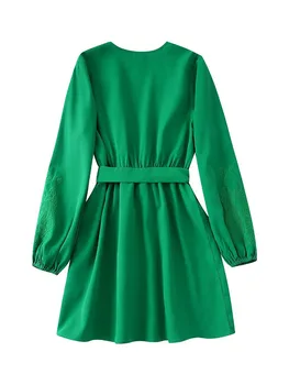 XEASY Ženy Zelená Vyšívané Šaty 2022 Módne Bežné Nového tvaru Balóna Rukáv Belted Šaty Žien Retro Chic Mini Sukne